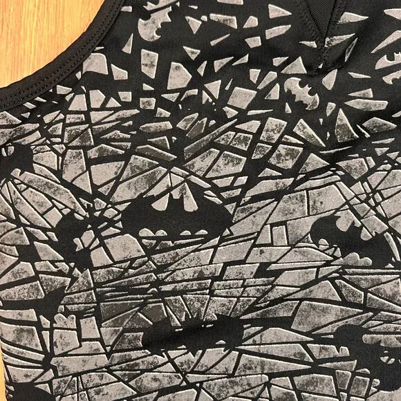 DC by Her Universe Batman Black Sports Bra Workout Sz S - Picture 2 of 7